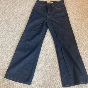 Levi wideleg Ribcage dark wash jeans